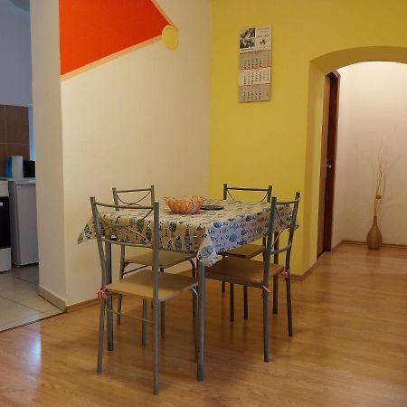 Apartmani Jadran Mali Losinj Exterior photo
