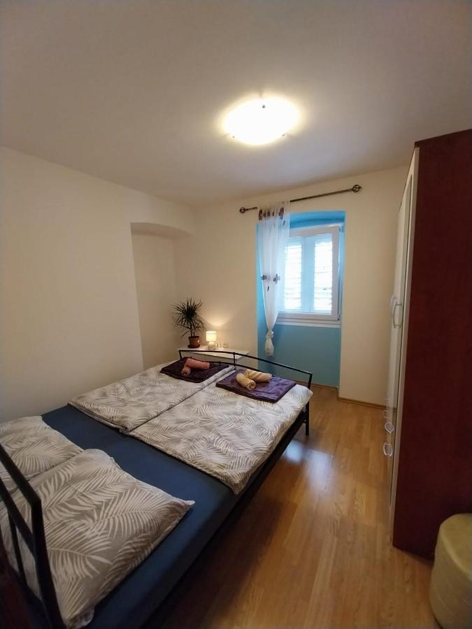 Apartmani Jadran Mali Losinj Exterior photo