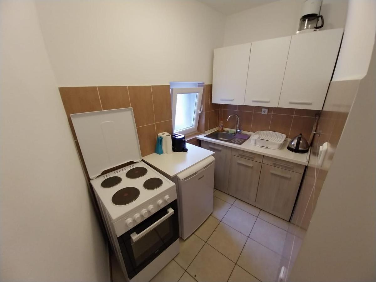 Apartmani Jadran Mali Losinj Exterior photo