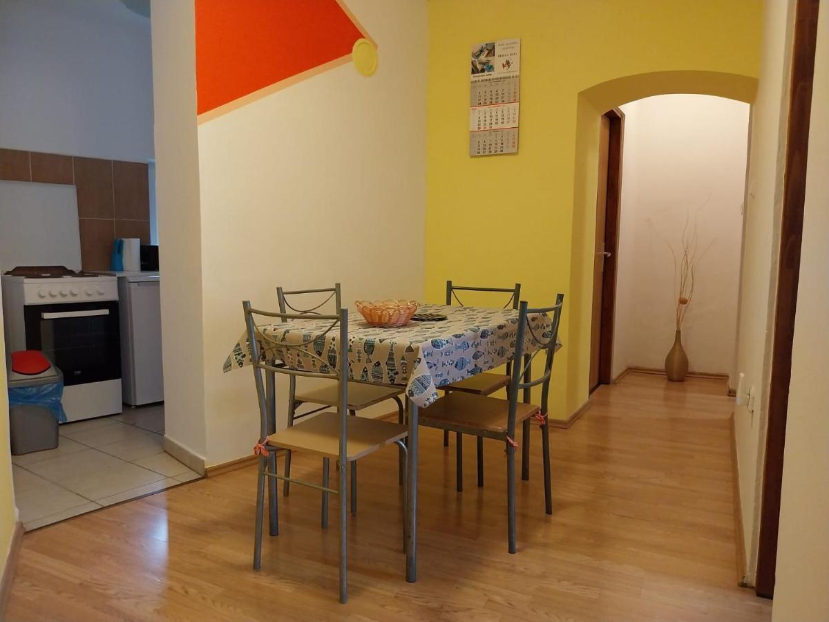Apartmani Jadran Mali Losinj Exterior photo