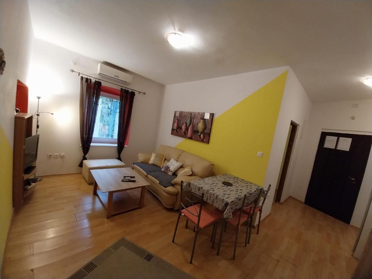 Apartmani Jadran Mali Losinj Exterior photo
